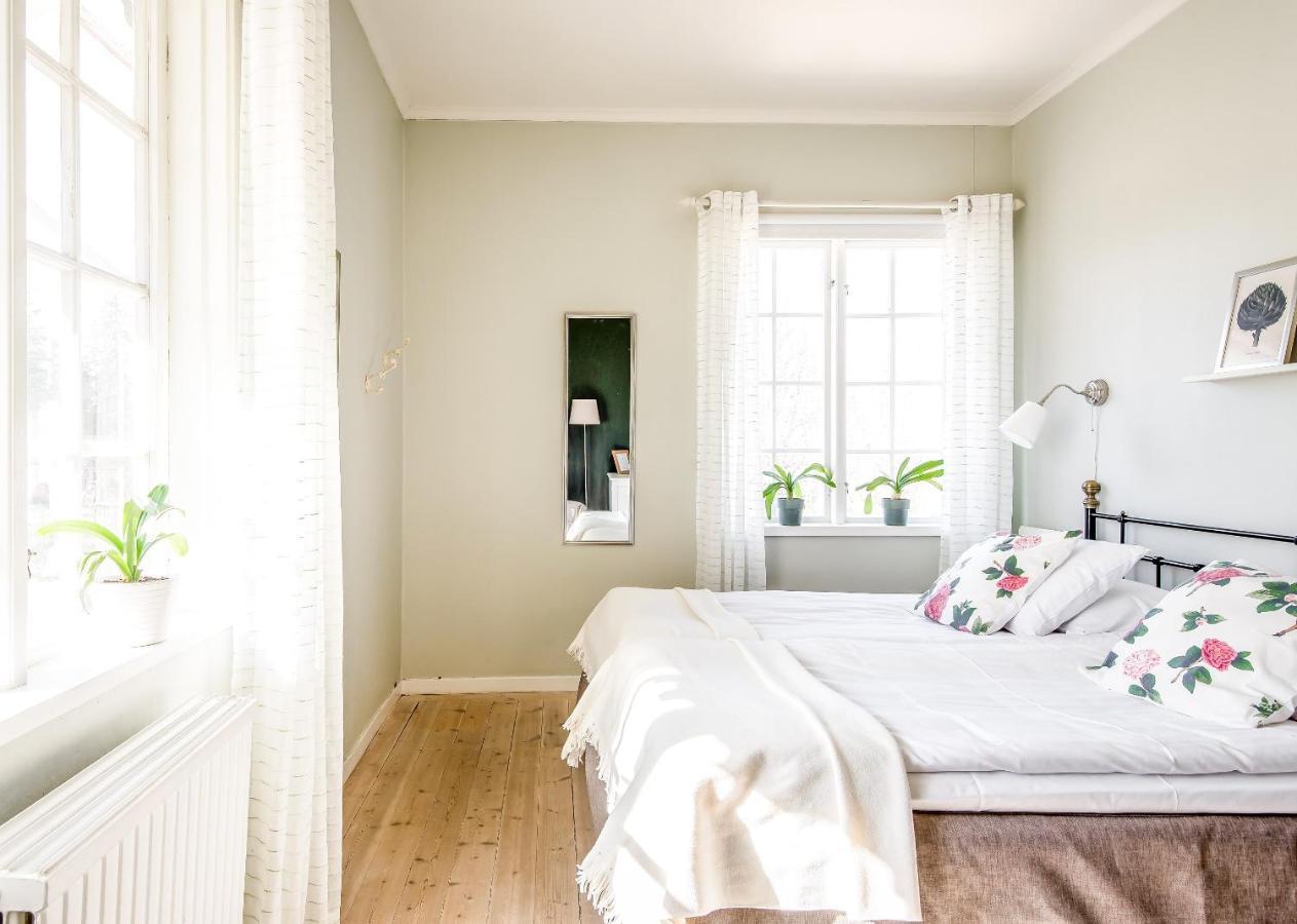 Wij Traedgardar Hotel Ockelbo Eksteriør billede