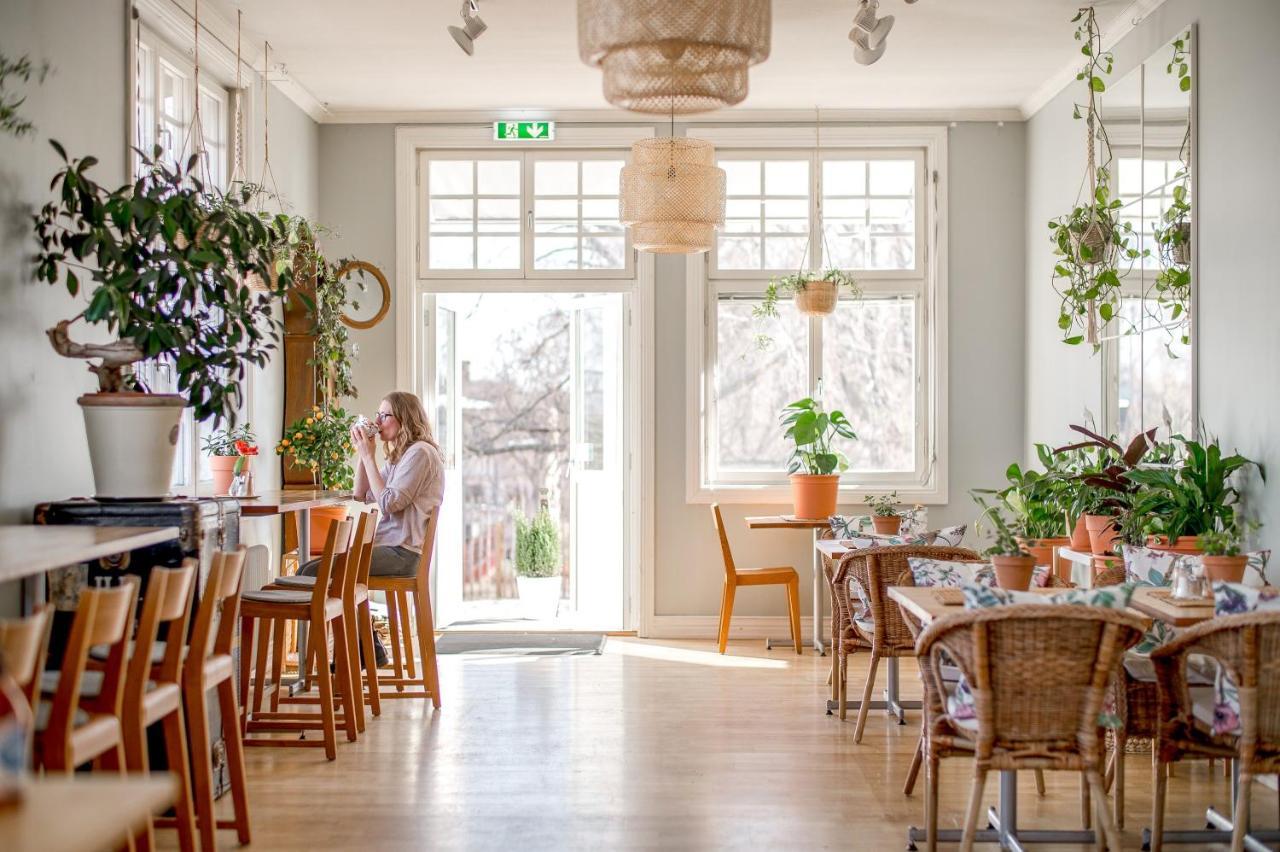 Wij Traedgardar Hotel Ockelbo Eksteriør billede
