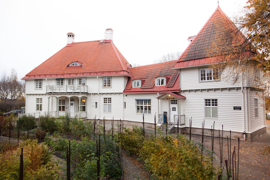 Wij Traedgardar Hotel Ockelbo Eksteriør billede